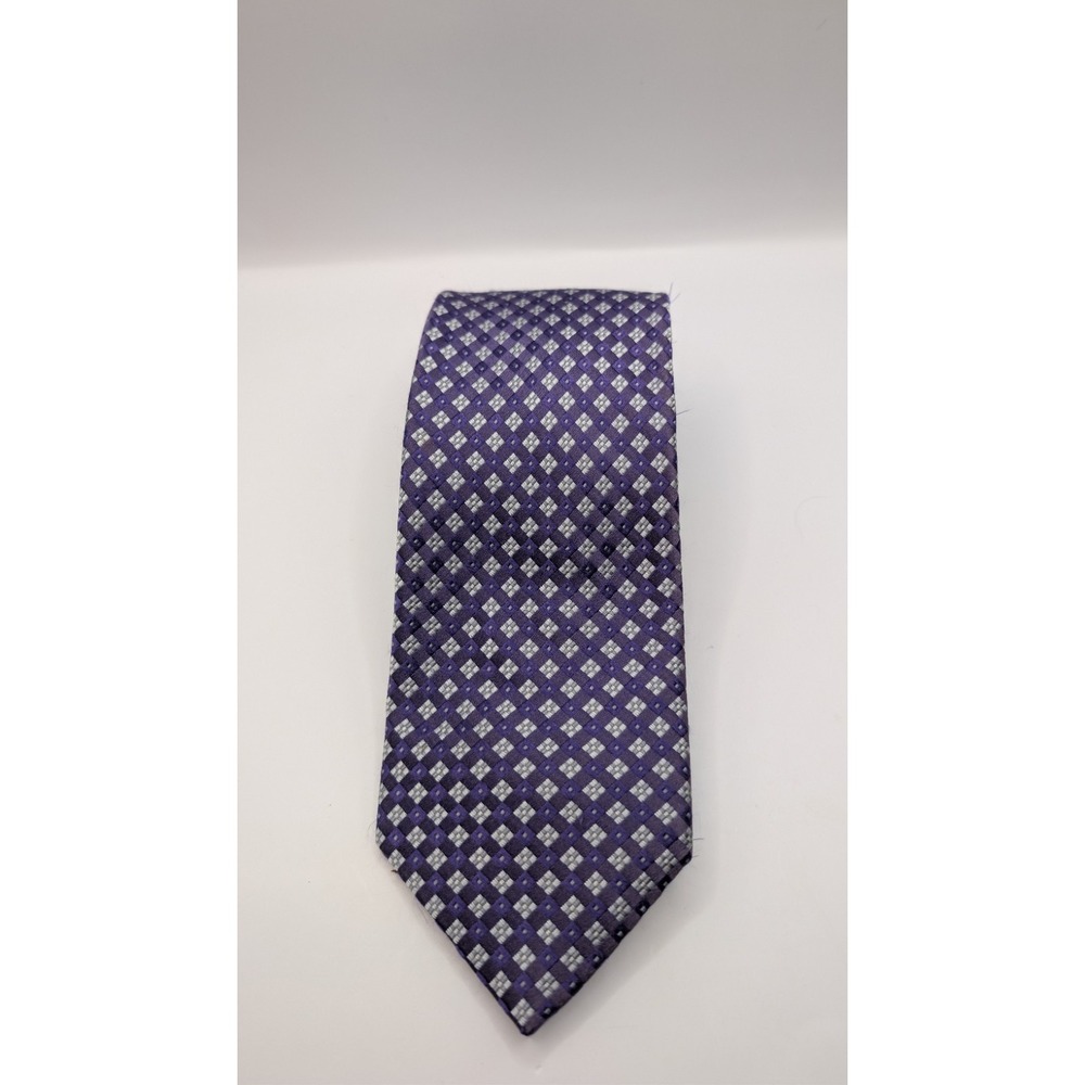 Michael Kors Men's Silk Lavender / Purple Geometric Tile Grid Pattern Silk Tie